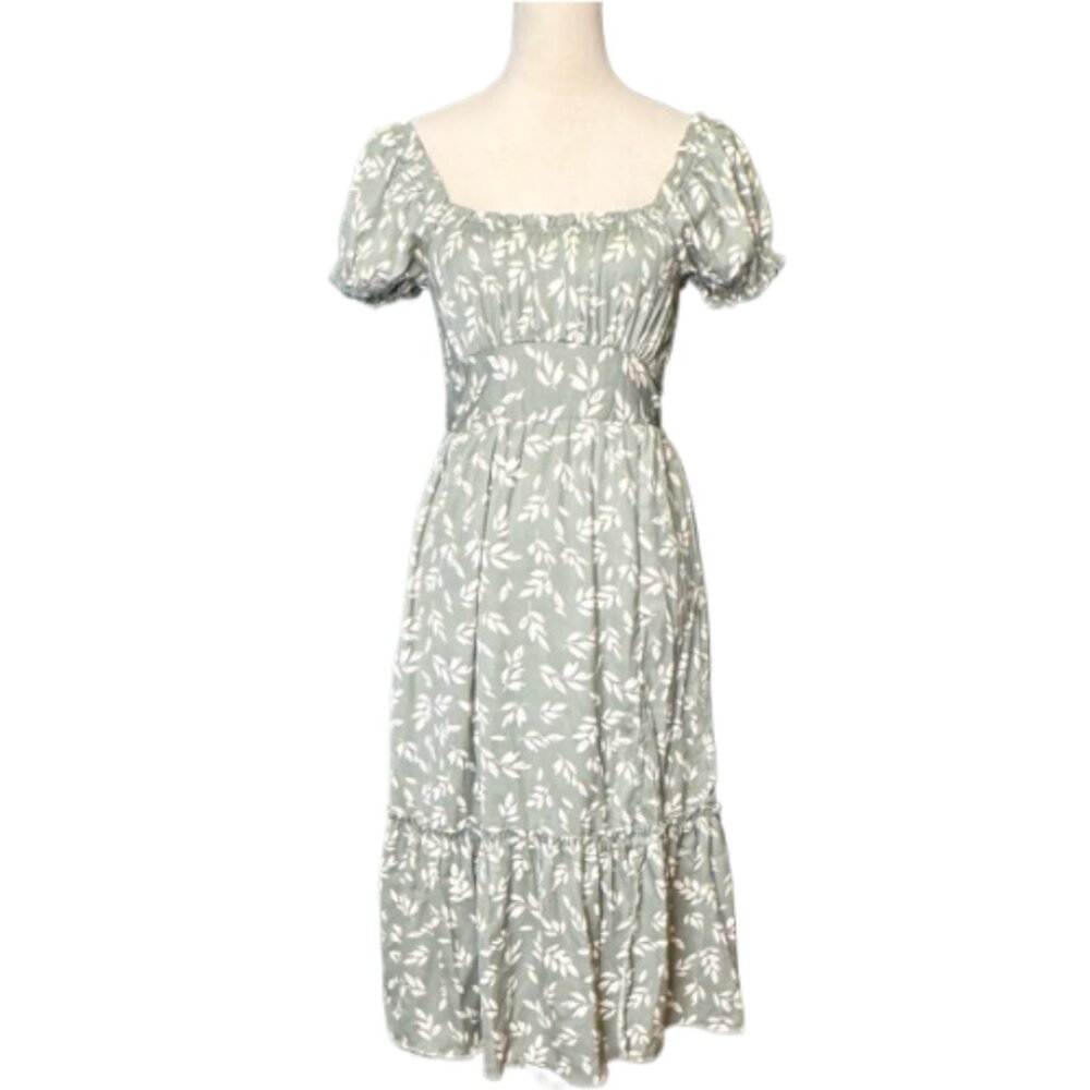 Indulge InStyle Leaf Print Maxi Dress Junior S Bell Sleeves Smocked Waist NWT